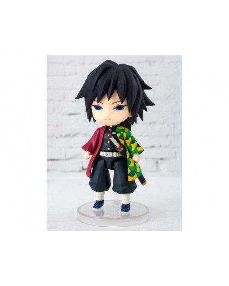 Demon Slayer: Kimetsu no Yaiba Figuarts mini Action Figure Giyu Tomioka 9 cm